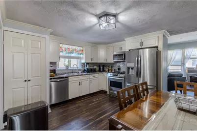 1640 Cranston Street, Cranston, RI 02930 - Photo 22