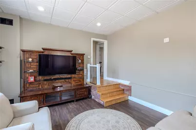 1640 Cranston Street, Cranston, RI 02930 - Photo 6