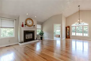 3 Sweet Corn Dr, Cranston, RI 02921 - Photo 4