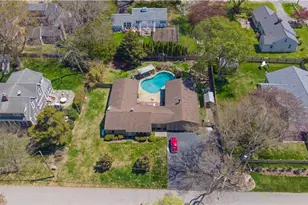 32 Ridge Rd, Bristol, RI 02809 - Photo 4