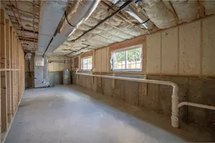 9 Morgan St, Providence, RI 02907 - Photo 18