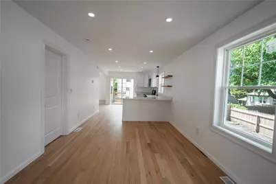 9 Morgan Street, Providence, RI 02907 - Photo 4