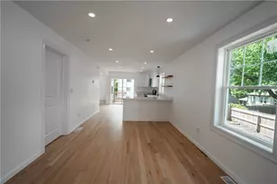 9 Morgan St, Providence, RI 02907 - Photo 4