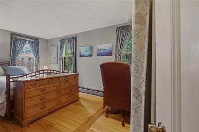 15 Dennison Street, Newport, RI 02840 - Photo 34