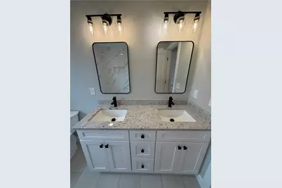 18 Tacoma Street, Cranston, RI 02920 - Photo 14