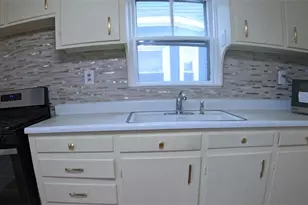 91 Carolina Ave, Providence, RI 02905 - Photo 8