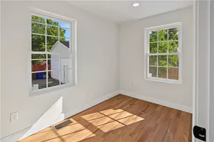 171 Ocean St, Providence, RI 02905 - Photo 12