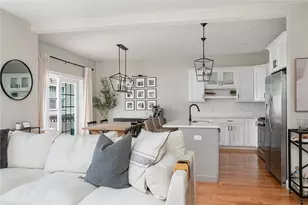 601 Hunting Hill Dr, Cumberland, RI 02864 - Photo 6