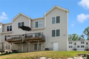 601 Hunting Hill Dr, Cumberland, RI 02864 - Photo 34