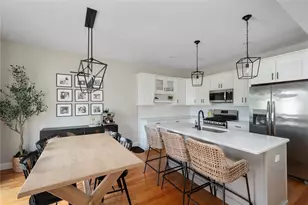 601 Hunting Hill Dr, Cumberland, RI 02864 - Photo 10