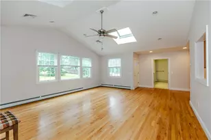 11 Maplecrest Dr, Smithfield, RI 02828 - Photo 12
