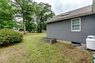 11 Maplecrest Dr, Smithfield, RI 02828 - Photo 46
