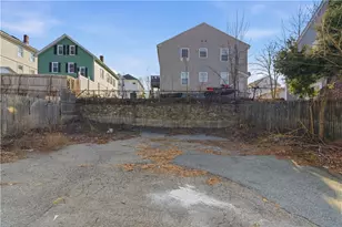 35 Gray St, Providence, RI 02909 - Photo 24