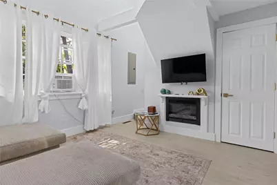 11 N Shore Street, Warwick, RI 02889 - Photo 10