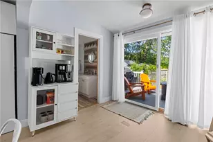 11 N Shore St, Warwick, RI 02889 - Photo 18