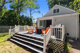 11 N Shore St, Warwick, RI 02889 - Photo 28