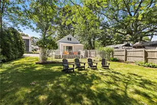 11 N Shore St, Warwick, RI 02889 - Photo 36