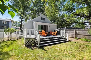 11 N Shore St, Warwick, RI 02889 - Photo 30