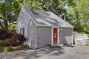 11 N Shore St, Warwick, RI 02889 - Photo 1