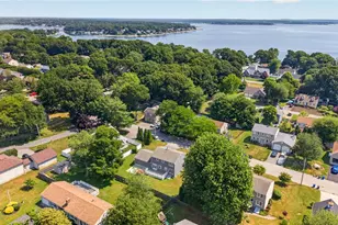 21 Sefton Dr, Bristol, RI 02809 - Photo 36