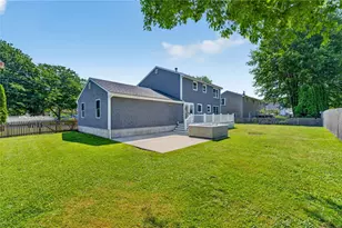 21 Sefton Dr, Bristol, RI 02809 - Photo 32