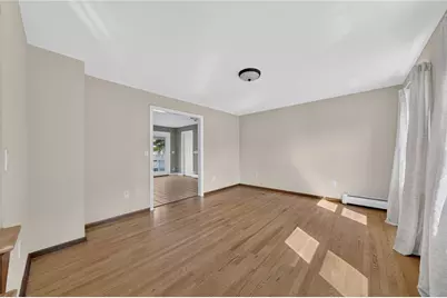 21 Sefton Drive, Bristol, RI 02809 - Photo 8