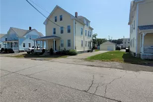 78 Blackburn St, Warwick, RI 02886 - Photo 2