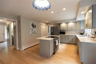 20 Lincoln Dr, North Smithfield, RI 02896 - Photo 10