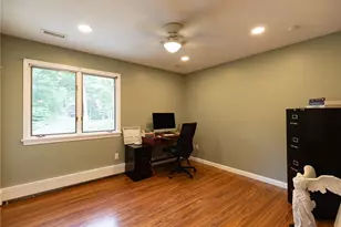 20 Lincoln Dr, North Smithfield, RI 02896 - Photo 18