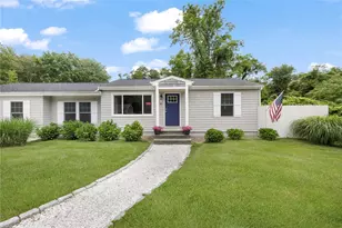48 Foddering Farm Rd, Narragansett, RI 02882 - Photo 1