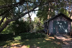 36 Windsor St, Jamestown, RI 02835 - Photo 34