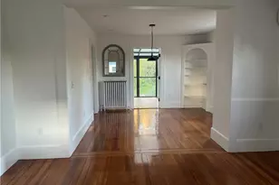 36 Windsor St, Jamestown, RI 02835 - Photo 6