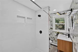 121 Central Ave, Johnston, RI 02919 - Photo 8