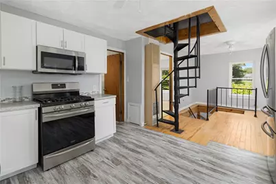 155 Stanton Avenue, East Providence, RI 02915 - Photo 20