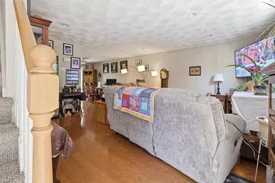45 Lonsdale Street, West Warwick, RI 02893 - Photo 2