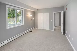 94 Cowesett Ave, West Warwick, RI 02893 - Photo 6