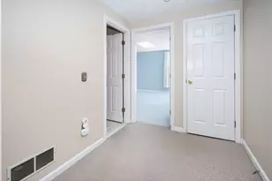 161 W Shore Rd, Warwick, RI 02889 - Photo 14