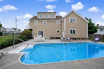 20 Roxbury Road, Narragansett, RI 02882 - Photo 8