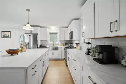 20 Roxbury Road, Narragansett, RI 02882 - Photo 10
