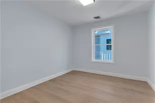 10 Anthony Ave, Providence, RI 02907 - Photo 12