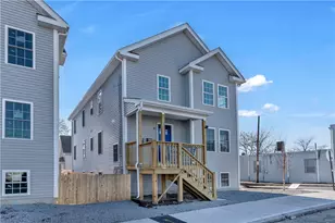 10 Anthony Ave, Providence, RI 02907 - Photo 28