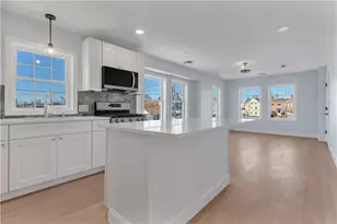 10 Anthony Ave, Providence, RI 02907 - Photo 10