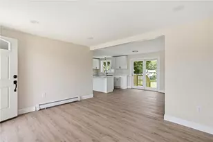 533 Scituate Ave, Cranston, RI 02921 - Photo 18