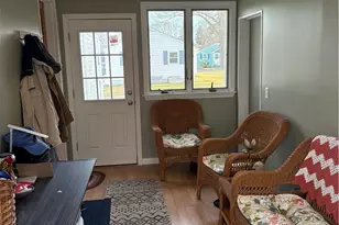 29 Dakota St, Providence, RI 02904 - Photo 8