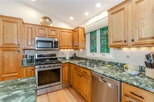 27 Forestwood Dr, Smithfield, RI 02917 - Photo 18