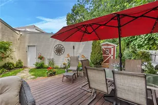 1958 Cranston St, Cranston, RI 02920 - Photo 30
