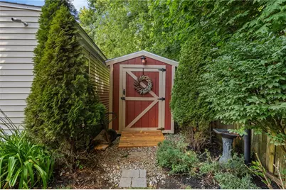 1958 Cranston Street, Cranston, RI 02920 - Photo 32