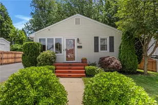 1958 Cranston St, Cranston, RI 02920 - Photo 2