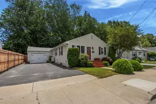 1958 Cranston St, Cranston, RI 02920 - Photo 4