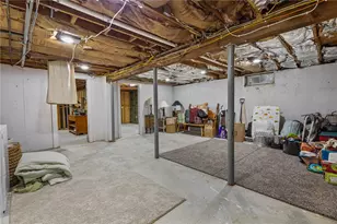 1958 Cranston St, Cranston, RI 02920 - Photo 22